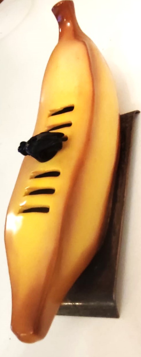 MEYVA BICAGI PORSELEN MUZ ALT GÜMÜŞ KAPLAMA KAİDELİ 6 ADET SAPLAR GALANIT İMPORT ROSTFRITT STAL DAMGALI UZERİNDE  MUZ SİNEGİ GÖRSELİ BULANAN TAKIM