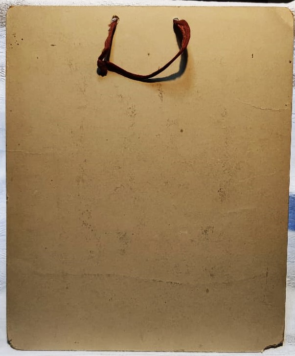 OSMANLI SİYAH BEYAZ  İLÜSTRASYON BASKI KARTONA YAPIŞTIRILMIŞ ASMA KURDELALI ANA KIZ 27 X 23  CM