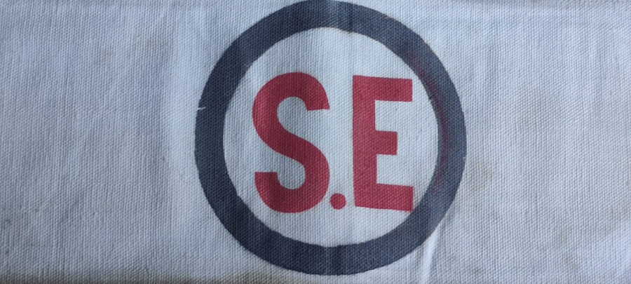 1950 TIP İLE İLGİLİ DÖRT ADET FARKLI KOL BANDI DEVLET KURUMLARINDA KULLANILMASI İCİN DEVLET MALZEME OFİSİ TARAFINDAN YAPILMIŞ DAGITILMIŞTIR TEZGAZ EL DOKUMA BEZ PAZUBEND