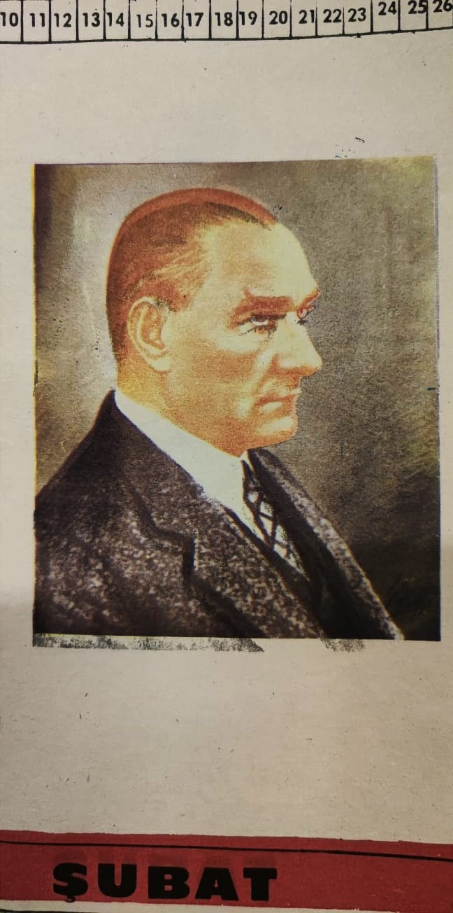 1980 ÖZYUREK YAYINEVİ TARAFINDAN BASILMIŞ 2 ADET KAGIT  AFİŞ RENKLİ TİFDRUK BASKI İLKOKULLARDA İLKBAHAR SONBAHAR YAZ KIŞ MEVSİMİNİ TALEBELERE SINIF DUVARLARINA ASILAN MEVSİMLERDEN SONBAHAR