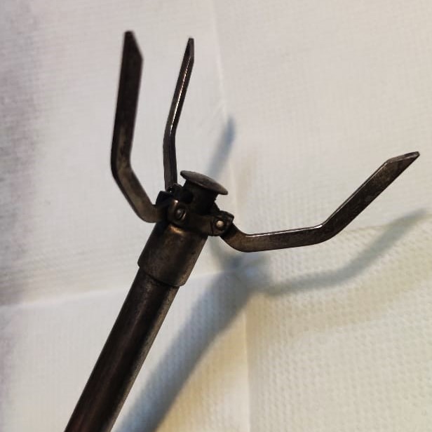 ORİJİNAL GÜMÜŞ KAPLAMA  MEKANİK ÜC KOLLU  ACILIR KAPANIR  BUZ ALMA MAŞASI 