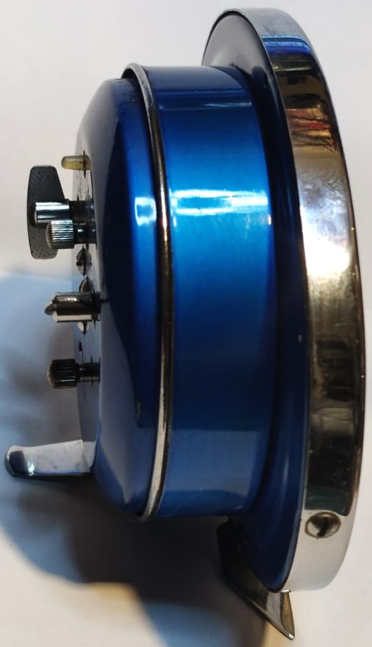 1970 KURMALI  ALARMLI MASA SAATİ OVAL MAVİ KADRAN KROM METAL AYAKLI SAAT