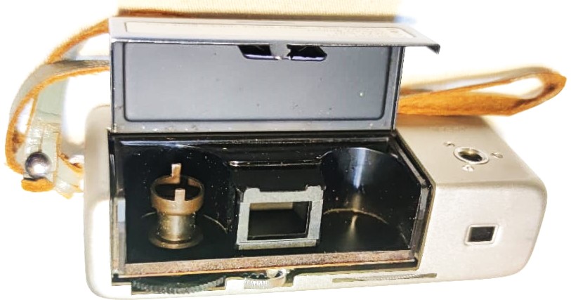 MİNOLTA -16 MODEL-P LENS ROKKOR 35/25 CHIYODA KOGAKU CAMERA UFAK BOYDA FOTOGRAF MAKİNASI