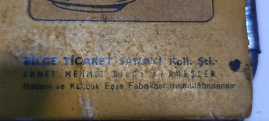 1960 BİLGE DOMATES KESİCİ AHŞAP SAPLI METAL ORJİNAL AMBALAJINDA YERLİ MALI MUTFAK ALETİ