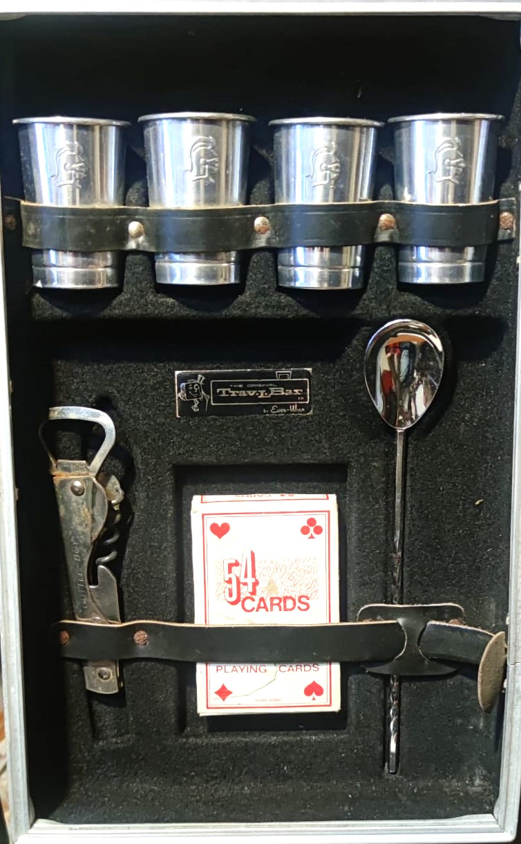 1960 VINTAGE TRAV-L-BAR EVER-WEAR EXECUTAIR 880 TRAVEL BAR USA TREN UCAK GEMİZ KARA YOLCULUGUNDA KULLANILAN CANTA BAR