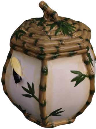 1970 WORLD BAZAARS INC CERAMIC ÜZERİ BAMBU DALLARI YAPRAKLARI VE ÜZERİNDE BİR SİNEK FİGÜRÜ BULUNAN KAPAKLI SAKLAMA KABI