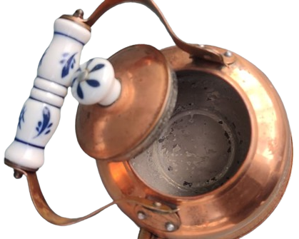 BAKIR CAYDANLIK PORSELEN SAP VE KAPAK TUTMA YERLERİ BULUNAN 2 LİTRELİK BAKIR OYNAR KULPLU KAPAKLI CAYDANLIK