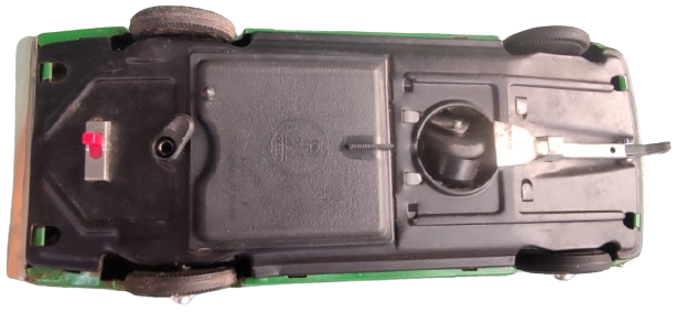 CAMARO Z/28 1968 CAMARO OLDSMOBİLE TORONADO JAPAN  TOYS TENEKE OYUNCAK ARABA YEŞİL RENKDE İCERSİNDE POLİS CAKAR İŞARET LAMBASI PİLLİ YARIŞ OTOBOBİL