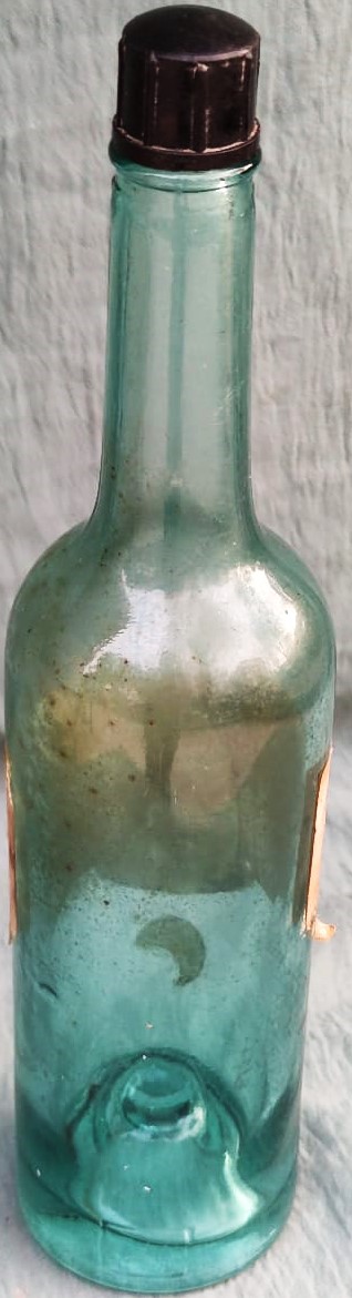 CUMHURİYET BAŞLARI ROZONA KOLONYASI MARQUE DEPOSEE 80 DERECE BAKALIT CEVİRME KAPAKLI BOŞ KOLONYA CAM SİŞE