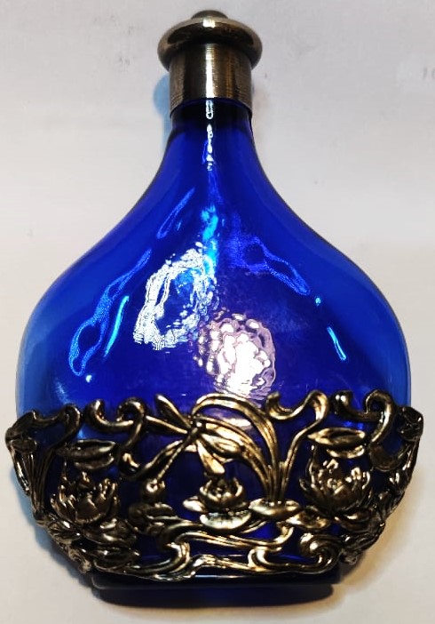HANDCRAFTED SİLVERTRİ COBALT BLUE PURFUME GLASS KOBALT MAVİSİ VİDALI KAPAKLI CAM İÇİ BOŞ PARFUM ŞİŞESİ
