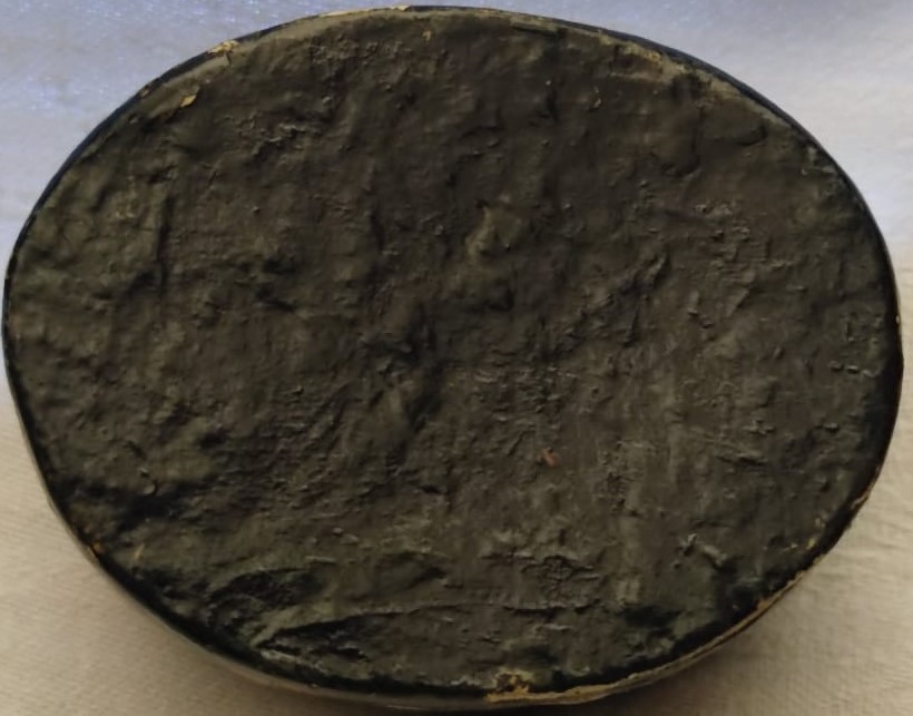 PAPYA MAŞA EL YAPIMI MUCEHVER VEYA COK AMACLI KUTU OVAL FORMDA KAPAKLI ÜZERİ EL BOYAMA CİCEK DAL MOTİFLERİYLE BEZELİ