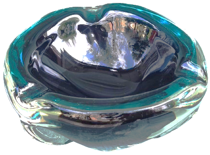 1970 İTALYAN MURANO PATLICAN MORU TON GECİŞLERİ OLAN  AGIZ TARAFI OVAL YANLARDA DEKORATİF CIKINTILARI OLAN KÜLLÜK