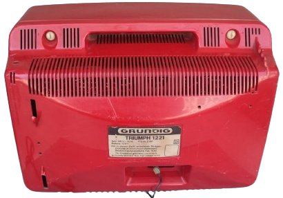 1979 GRUNDIG TRUMPH 1421 GERMANY KIRMIZI KASA SİYAH BEYAZ  6 KANAL UHF VHF 220 VE 12 VOLT İLE CALIŞIR 31 EKRAN 