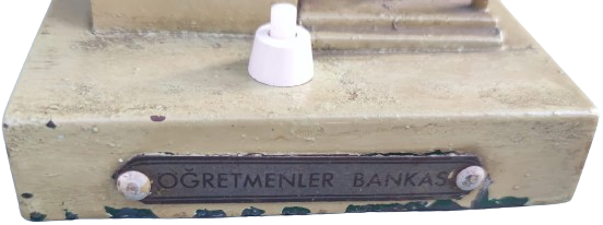 ÖGRETMENLER BANKASI METAL KURMALI LATERNALI GECE LAMBALI ACMA KAPAMA ANAHTARLI 2 KATLI BALKONLU VİLLA KUMBARA