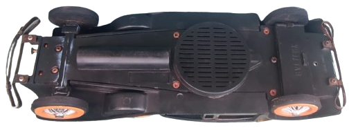 1970 BATTERY AD 1928 LİNCOLN RADIO TEK DALGA YANDA DURAN ISTEPNELERİNDE İSTASYON SES AYARI YAPILMAKTA OTOMOBİL  RADYO