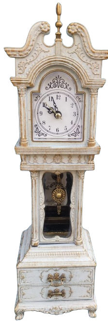 SARKACLI BAROK TARZI  KULE SAAT MODELİNDE 38 CM BOYUNDA  KURMALI LATERNALI ALT CİFT CEKMECELİ BEYAZ LAKE FORMDA ON KISMI DOLAPLI QUARTZ SAAT