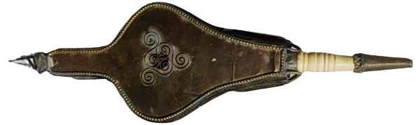 FAS RABOUZ MANGAL ŞÖNİNE AV KÖŞKU KÖRUK TAMAMI EL İŞCİLİK YAPIMI MASİF AHŞAP ÜZERİ PİRİNC EL KAZIMA OYMALI HER YANI KEMİK ŞÜŞLEME VE KÖRÜK