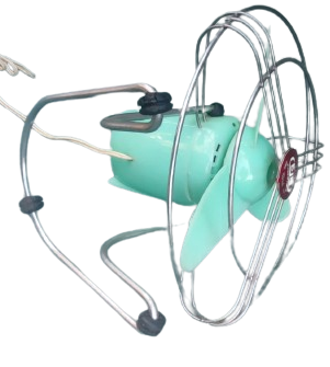 1960 BJM KİND MADE IN İTALY 25 W 220 VOLT CİFT KADEME AYAKLI VANTİLATÖR MAVİ RENKDE PLASTİK ÜC PERVANELİ SERİNLETİCİ