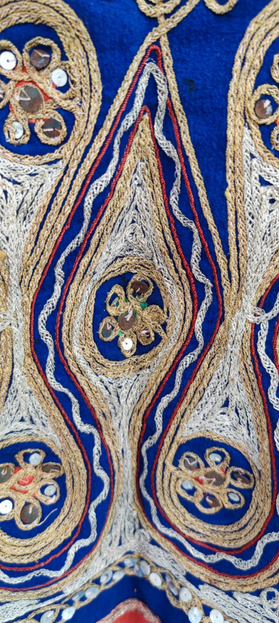 OSMANLI CİVİT MAVİ NAR KIRMIZI  ASTARLI YÖRÜK TAMAMI ON ARKA KOLLAR KOMPLE İŞİ TEL EL KIRMA DOKUMA  KUMAŞ CEPKEN