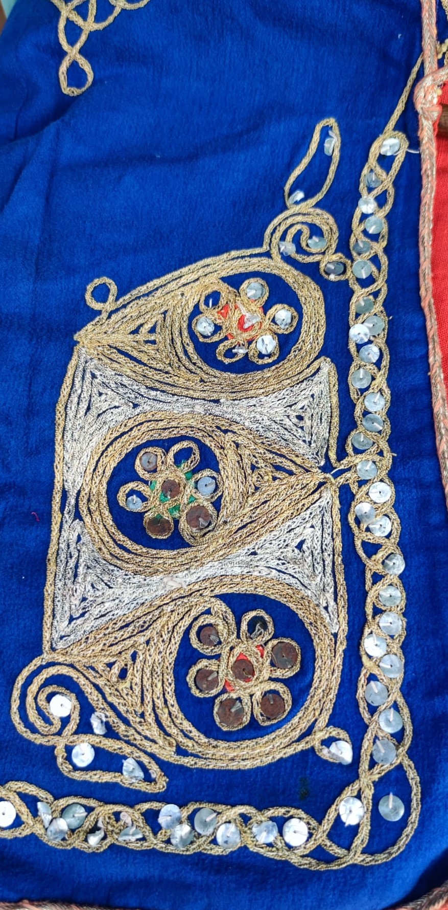 OSMANLI CİVİT MAVİ NAR KIRMIZI  ASTARLI YÖRÜK TAMAMI ON ARKA KOLLAR KOMPLE İŞİ TEL EL KIRMA DOKUMA  KUMAŞ CEPKEN