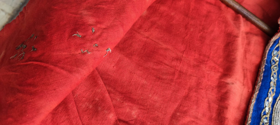 OSMANLI CİVİT MAVİ NAR KIRMIZI  ASTARLI YÖRÜK TAMAMI ON ARKA KOLLAR KOMPLE İŞİ TEL EL KIRMA DOKUMA  KUMAŞ CEPKEN