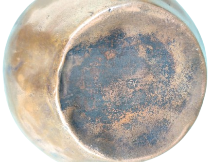 OSMANLI EL DÖGME DAMGALI UZERİ İNCE KUŞAK ŞEKLİNDE İŞLEMELİ UFAK BOYDA KULPLU BAŞ UCU SU SURAHİSİ 