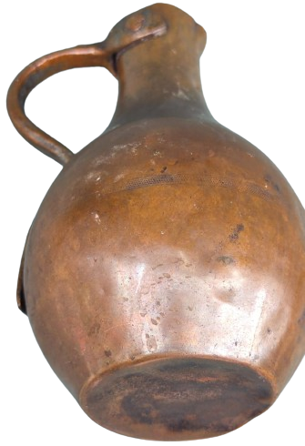 OSMANLI EL DÖGME DAMGALI UZERİ İNCE KUŞAK ŞEKLİNDE İŞLEMELİ UFAK BOYDA KULPLU BAŞ UCU SU SURAHİSİ 