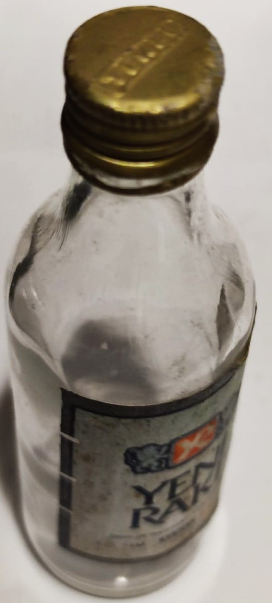 1990 TEKEL YENİ RAKI 50 ML MİNYATÜR BOŞ İÇKİ RAKI ŞİŞESİ UZERİ KABARTMA TEKEL YAZILI KAPAKLI KOLEKSİYON