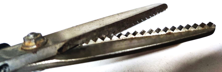 1960 SÜRFİLE ZİG ZAG KESİM  CELİK TERZİ MAKAS