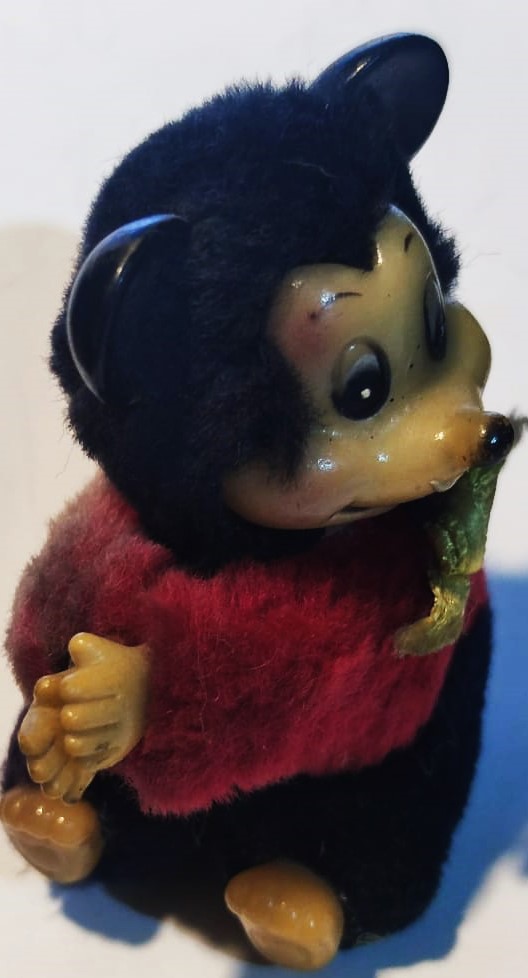 PARMAK   DISNEY MICKEY MOUSE ELLERİ MANDAL GİBİ PARMAK KAVRAYAN  BAŞI HAREKETLİ KIRMIZI SİYAH PELUŞ ELBİSELİ 