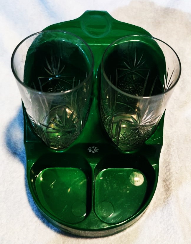 TEKİRDAG RAKISI TRAKYA SERİSİ HEDİYESİ RAKI KEYİFCİ İKİ KESME KRISTAL BARDAK İKİ GÖZ MEZE YERİ TUTMA KULPLU TAŞINAN KEYF