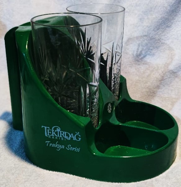 TEKİRDAG RAKISI TRAKYA SERİSİ HEDİYESİ RAKI KEYİFCİ İKİ KESME KRISTAL BARDAK İKİ GÖZ MEZE YERİ TUTMA KULPLU TAŞINAN KEYF