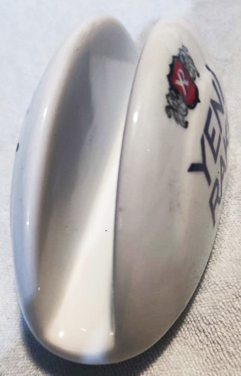 YENİ RAKI ARMALI BEYAZ  PORSELEN ÜZERİ LOGOLU PARELEL YAPIDA PECETELİK 