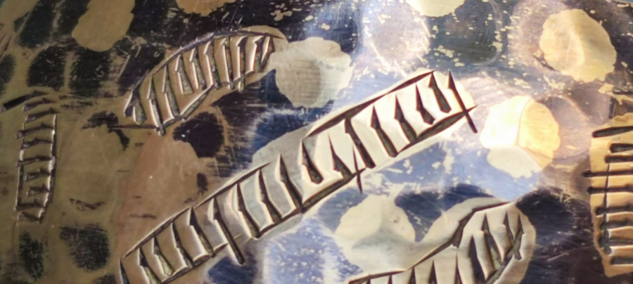 1980 ÜZERİ KALEM İŞİ BONBELİ KALIN BİLEZİK PİRİNC MALZEMEDEN EL YAPIM