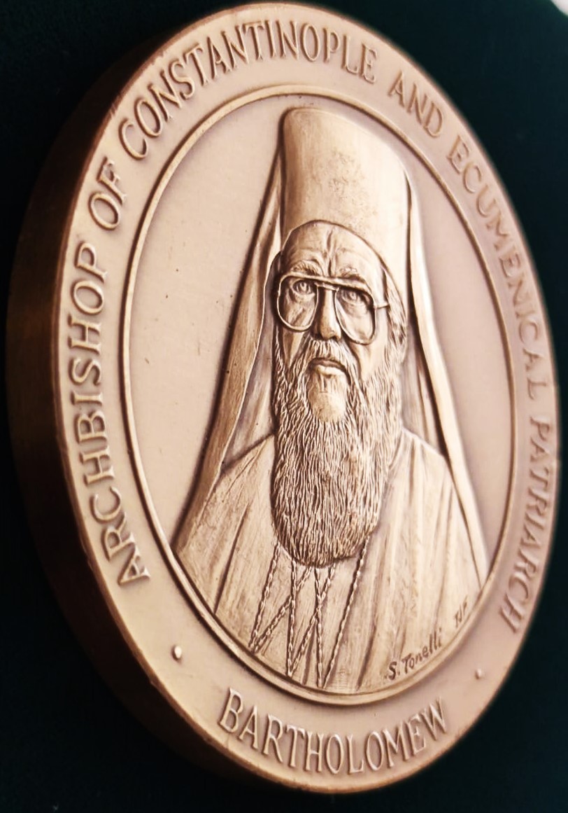1977 ARCHBİSHOP OF CONSTANTİNOPLE AND ECUMENİCAL PATRİARCH BARTHOLOMEW MADALYASI ORJİNAL KUTUSUNDA