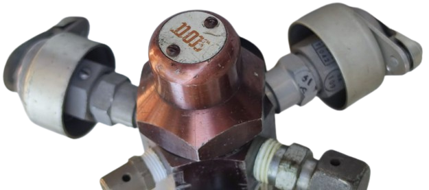 SCOTT 5500 AVİATORS BREATHİNG OXYGEN  ONLY USE NO OİL  USA TURK HAVA YOLLARI UCAK KABİN İÇİ ACİL YARDIM OKSİJEN TÜPÜ CİFT BAGLANTI CIKIŞLI HAVA TÜPÜ