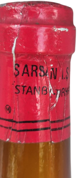 1960 DOLU 35 LİK MANTAR TIPALI KAPAGI ACILMAMIŞ ŞARSAN AŞ ŞEMPANZE ŞARAP ŞİŞE ÜZERİNE SARILMIŞ KABARTMA ŞEMPANZE