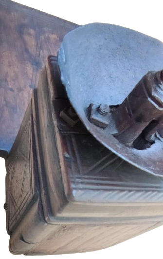 OSMANLI USTA EL İSİ YAPIMI KOMPLE MASİF AHŞAP KISMI İSLEMELİ KAHVE DEGİRMENİ CANAK KISMI GÖGME DEMİR 