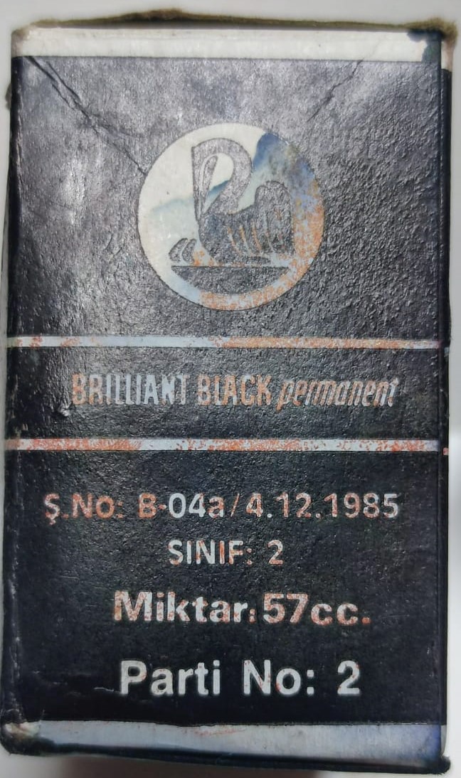 TURKİYE CUMHURİYETİ HUKUMETİ DEVLET MALZEME OFİSİ PELİKAN PARLAK SİHAH SABİT 4001 MUREKKEP İMAL TARİHİ 16.8.1989 BUROSAN