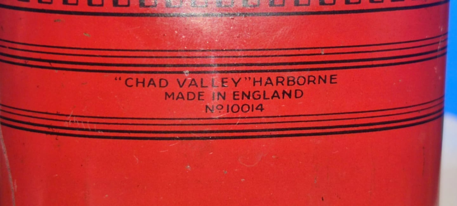 1940 POSTA KUTUSU FORMUNDA TENEKE ÇAD VADISI  KIRMIZI POSTA KUTUSU  POSTANE  KRALIYET POSTA KUTUSU ÖRNEGİ
