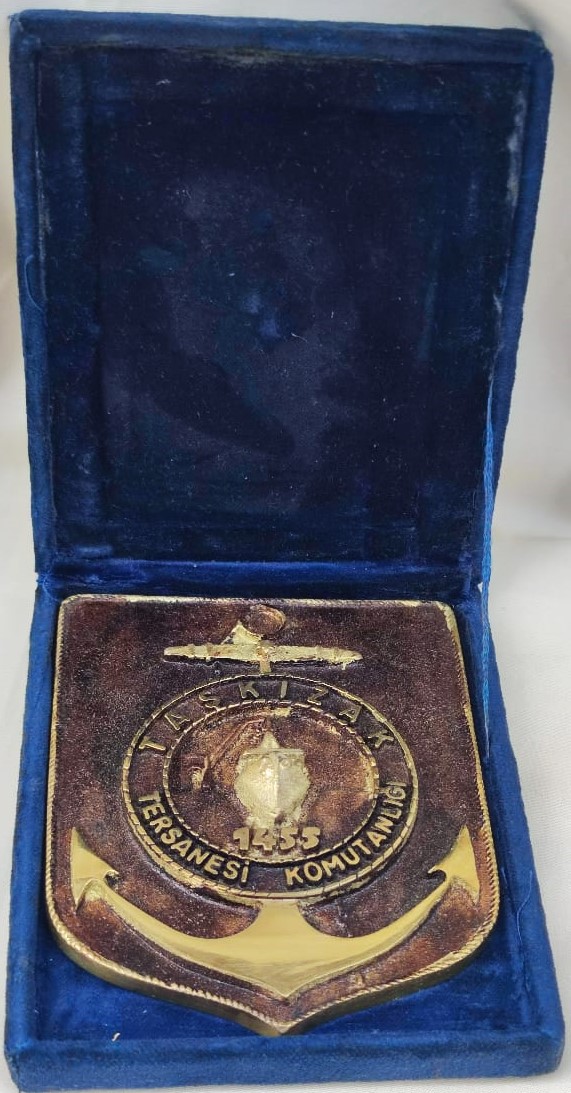 TASKIZAK TESANE KOMUTANLIGI  SİLT KASIMPAŞADA HALİC LIMAN İÇERSİNDE BULUNAN OSMANLININ KURDUGU FATİH SULTAN MEHMET TARAFINDAN 1455 