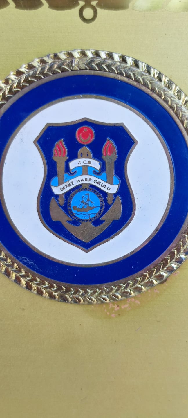 T.C.B DENİZ HARP OKULU  YUK. MUH  BİNBASI ŞAHİN FERCAN NA VERİLEN 1981 1987 HİZMET ANI ŞİLT