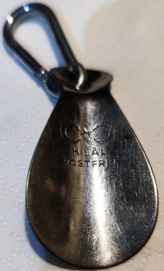 HİLAL AYAKKABI BOYA CİLA MARKA LI KROM ROSTERİ PASLANMAZ KERATA AYAKKABI ÇEK ÇEK VE ANAHTARLIK UFAK BOYDA  CİFT HİLAL ORTADA YILDIZ