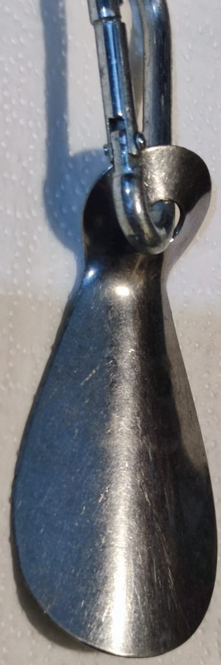 HİLAL AYAKKABI BOYA CİLA MARKA LI KROM ROSTERİ PASLANMAZ KERATA AYAKKABI ÇEK ÇEK VE ANAHTARLIK UFAK BOYDA  CİFT HİLAL ORTADA YILDIZ