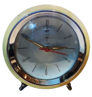 POLARIS CLOCK MEKANİK KURMALI ALARMLI MASA SAATİ METAL KASA FOSFORLU AKREP YELKOVAN VE  RAKAMLAR 