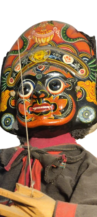 BHAKTAPUR UN NAVADURGA BUYUCU KUKLA İYİ KÖTÜ CİFT YUZLU KARA KIZGIN BEYAZ MUTLU SURATLI ELLE OYNATILAN TAMAMEN EL YAPIMIDIR