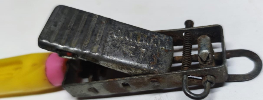 1950 CAKMAK 77 YERLİ TAŞLI MEKANİK METAL SERT RENKLİ  PLASTİK SAPLI MUTFAK OCAK YAKMA TUTUŞTURMA ALEVLENDİRME CAKMAGI