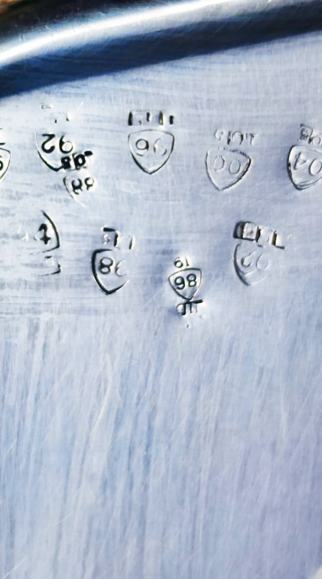 1970 WARTBURG ALMAN İBRELİ TERAZİ TEK KEFELİ ÜZERİ AYAR DAMGALI HER TARAFI KROMCELİK CALISAN ON ARKA CAMLI KADRAN 