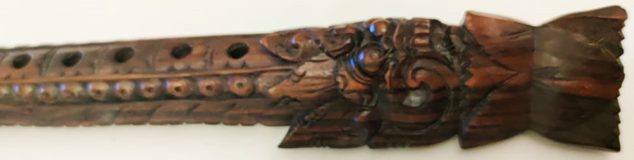 AHSAP ÜZERİ KOMPLE  EL İŞCİLİKLİ OYMA FULUT ENDENOZYA ALTI ADET ONDE BİR ARKADA NOTA BASMA YERİ VARDIR