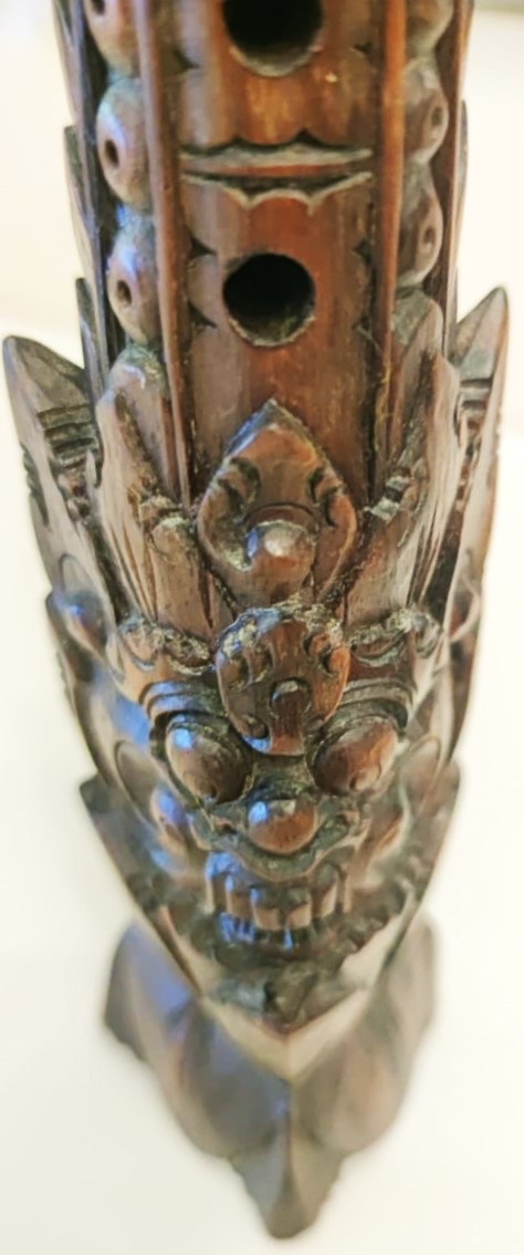 AHSAP ÜZERİ KOMPLE  EL İŞCİLİKLİ OYMA FULUT ENDENOZYA ALTI ADET ONDE BİR ARKADA NOTA BASMA YERİ VARDIR